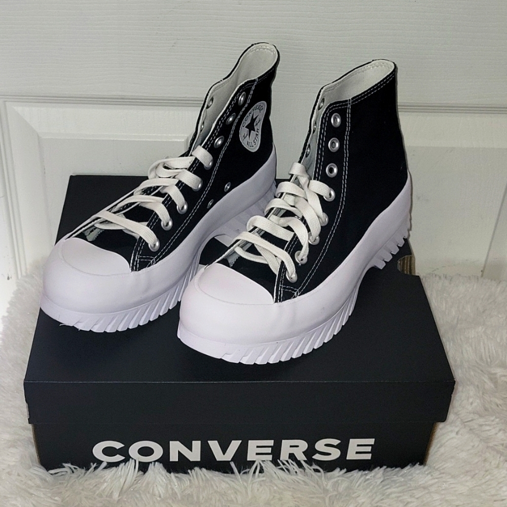 Converse CTAS Lugged Canvas 2.0 High Black Women's US 10